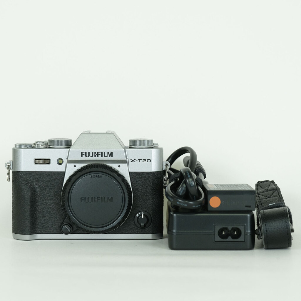 FUJIFILM X-T20