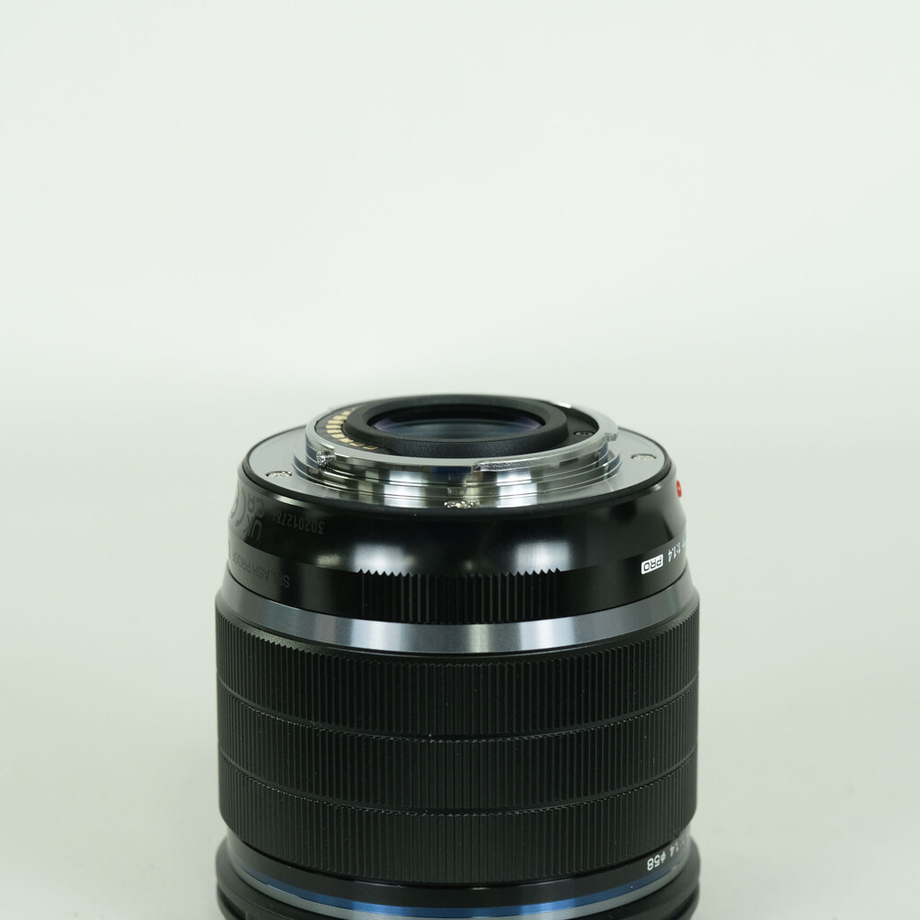 OLYMPUS M.ZUIKO DIGITAL ED 20mm F1.4 PRO