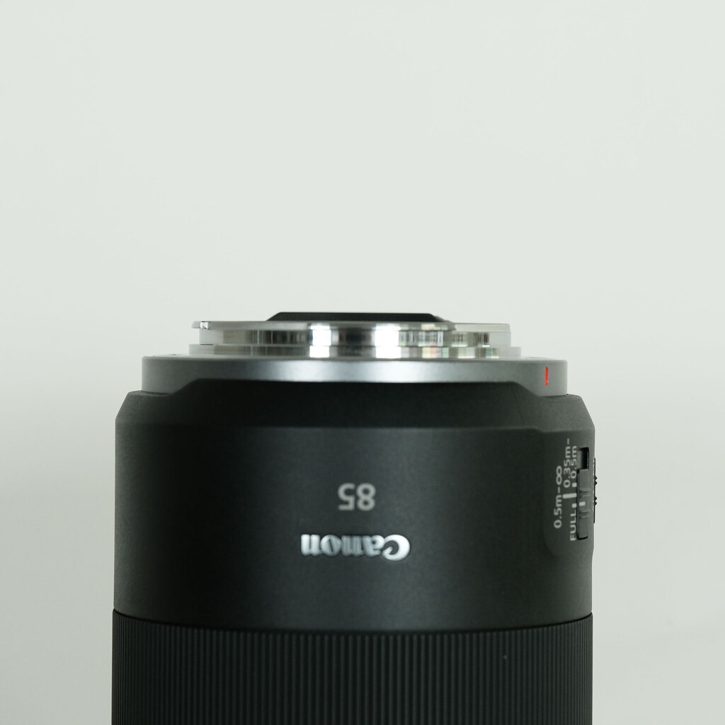 Canon RF85mm F2 MACRO IS STM