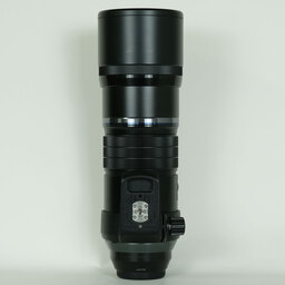 OLYMPUS M.ZUIKO DIGITAL ED 300mm F4.0 IS PRO OLYMPUS M.ZUIKO DIGITAL ED 300mm F4.0 IS PRO