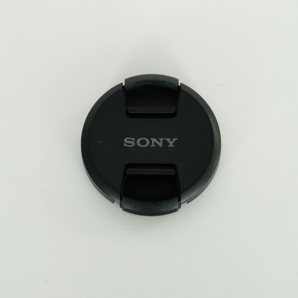 SONY E 35mm F1.8 OSS SEL35F18