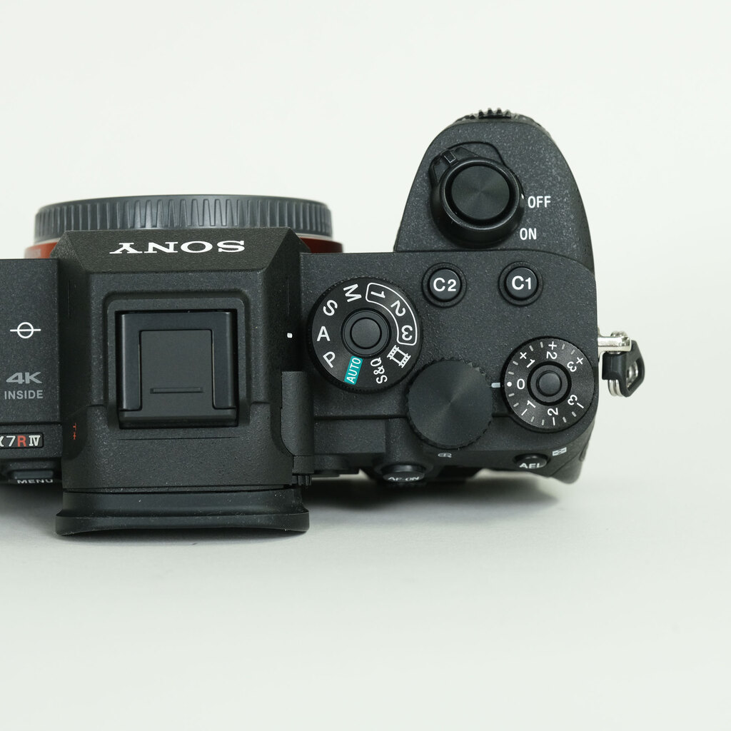 SONY α7RIV ボディ ILCE-7RM4A   【後期モデル 液晶下部にSONYロゴなし】