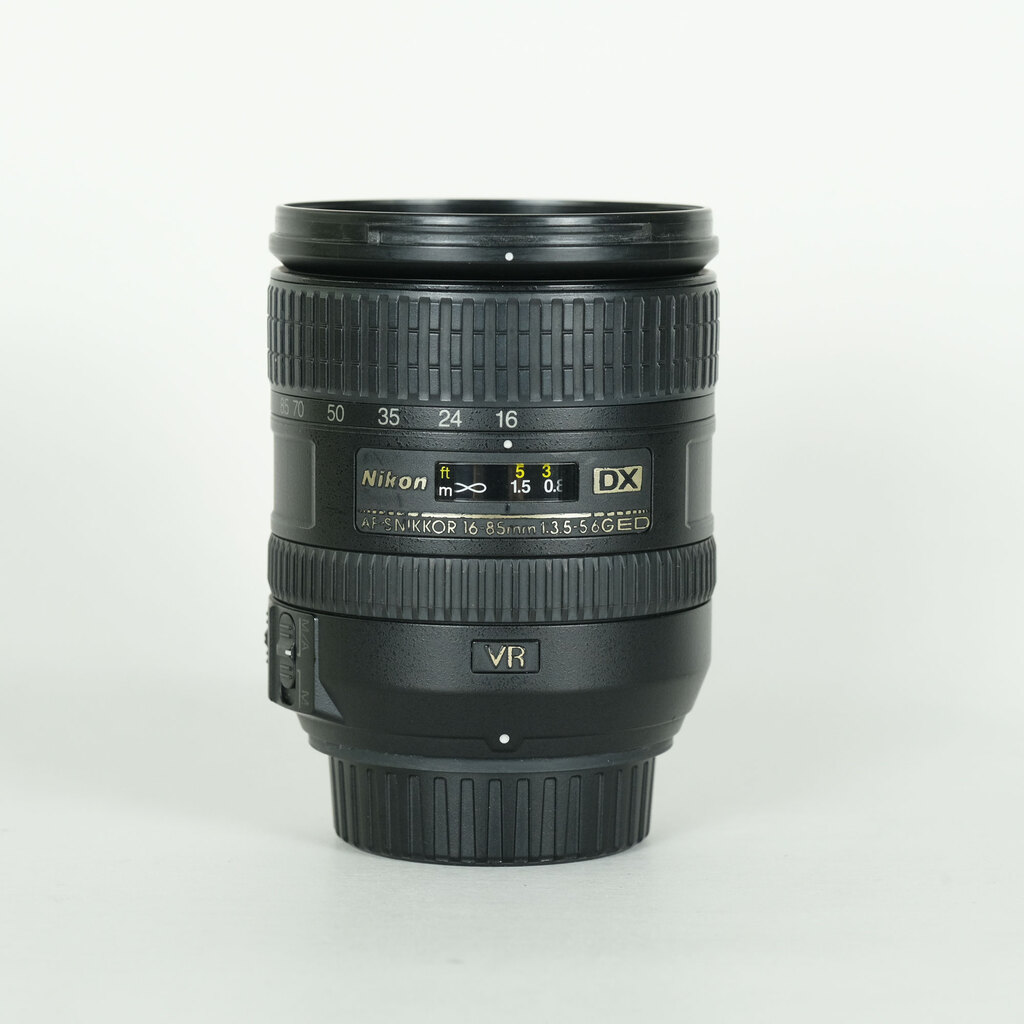 Nikon AF-S DX NIKKOR 16-85mm F3.5-5.6G ED VR