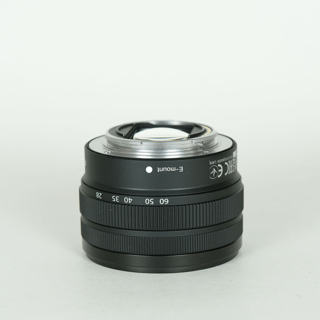 SONY FE 28-60mm F4-5.6 SEL2860 SONY FE 28-60mm F4-5.6 SEL2860