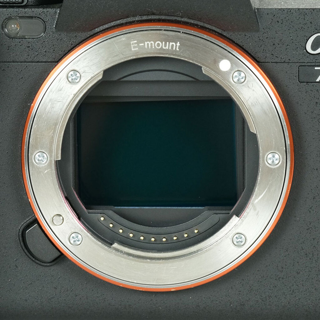 SONY α7 IV（ILCE-7M4）の出品 | ONE SCENE（ワンシーン）