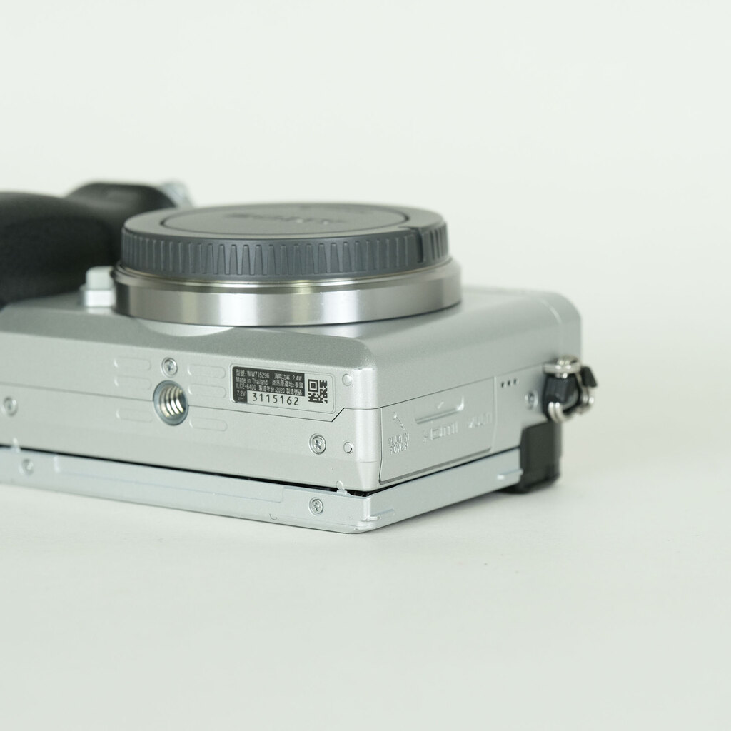 SONY α6400（ILCE-6400）