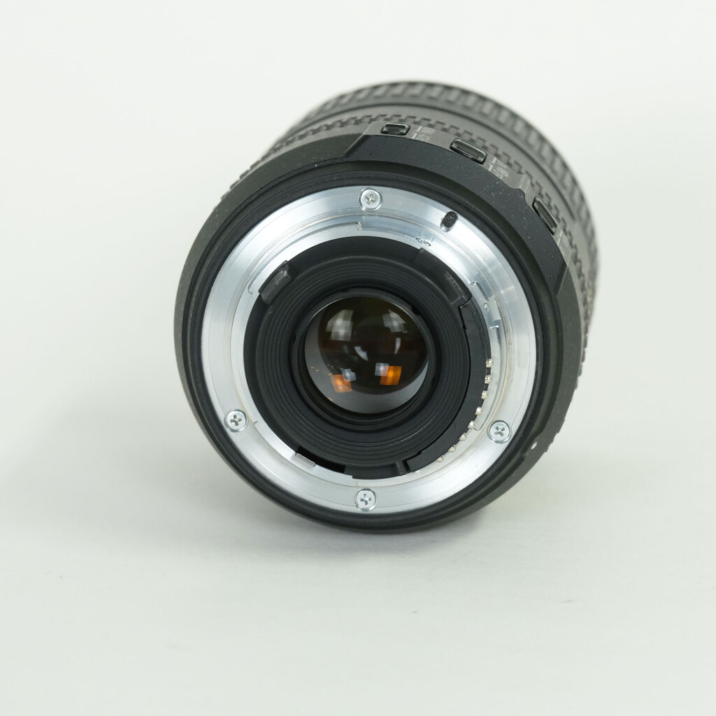 Nikon AF-S DX NIKKOR 16-85mm F3.5-5.6G ED VR