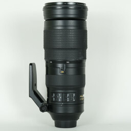 Nikon AF-S NIKKOR 200-500mm f/5.6E ED VR Nikon AF-S NIKKOR 200-500mm f/5.6E ED VR
