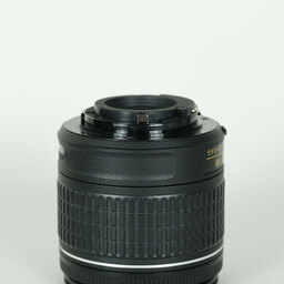 Nikon AF-P DX NIKKOR 18-55mm F3.5-5.6G VR Nikon AF-P DX NIKKOR 18-55mm F3.5-5.6G VR