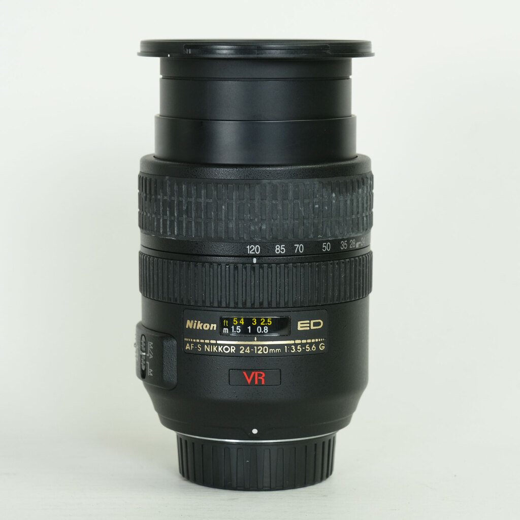 Nikon AF-S VR Zoom-Nikkor 24-120mm F3.5-5.6G IF-ED Nikon AF-S VR Zoom-Nikkor 24-120mm F3.5-5.6G IF-ED