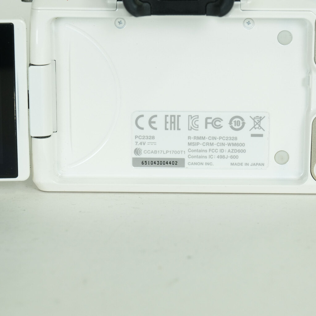 Canon EOS Kiss M
