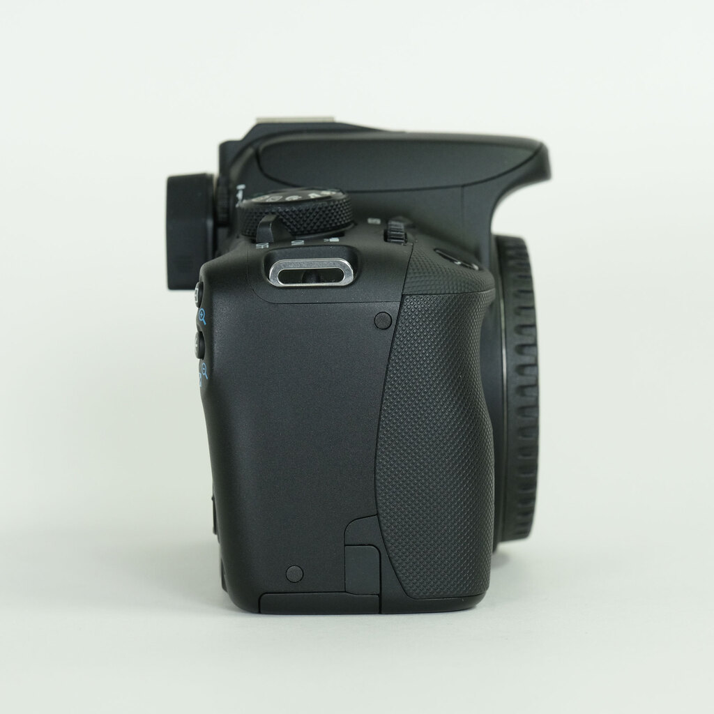 Canon EOS Kiss X7 Canon EOS Kiss X7