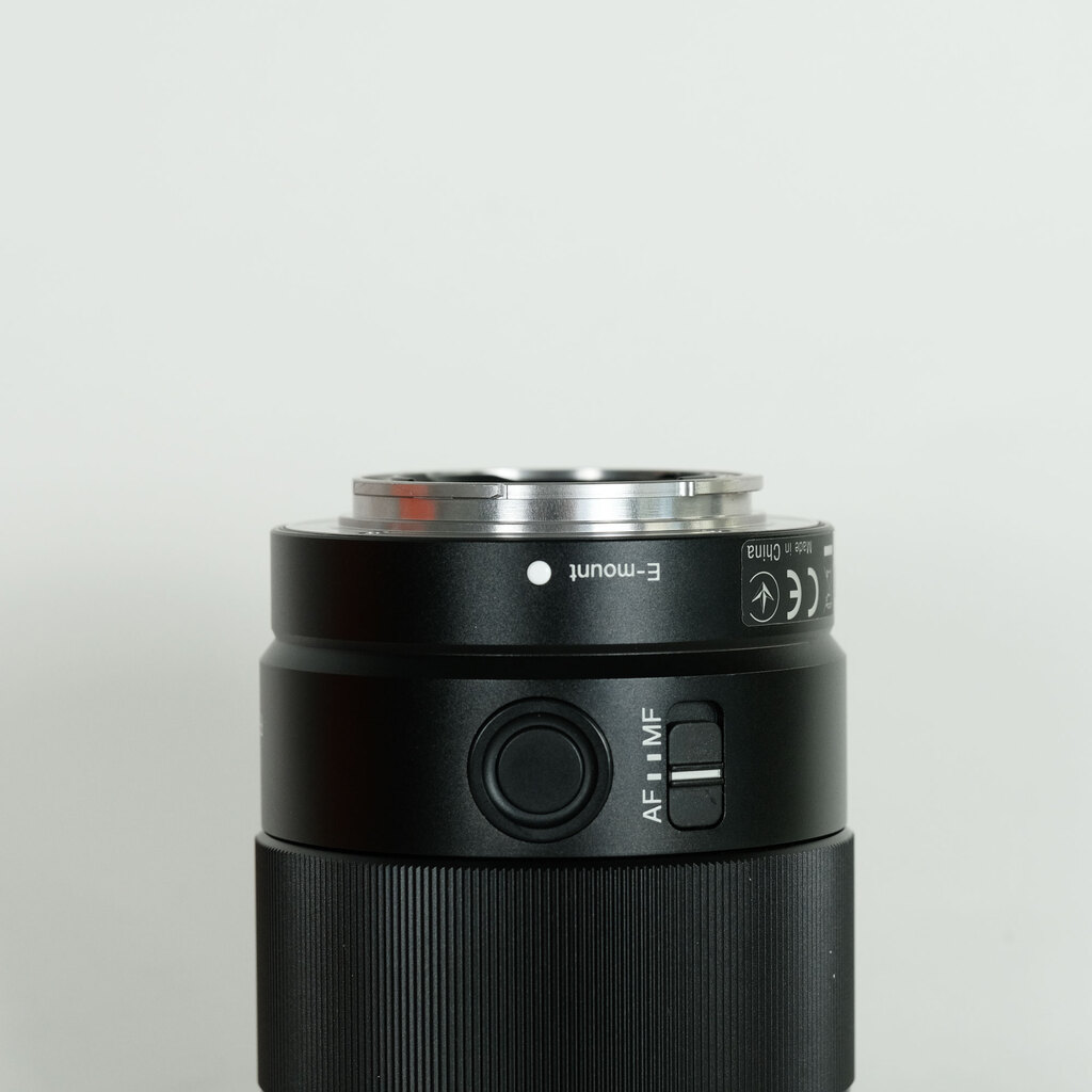 SONY FE 35mm F1.8 SEL35F18F