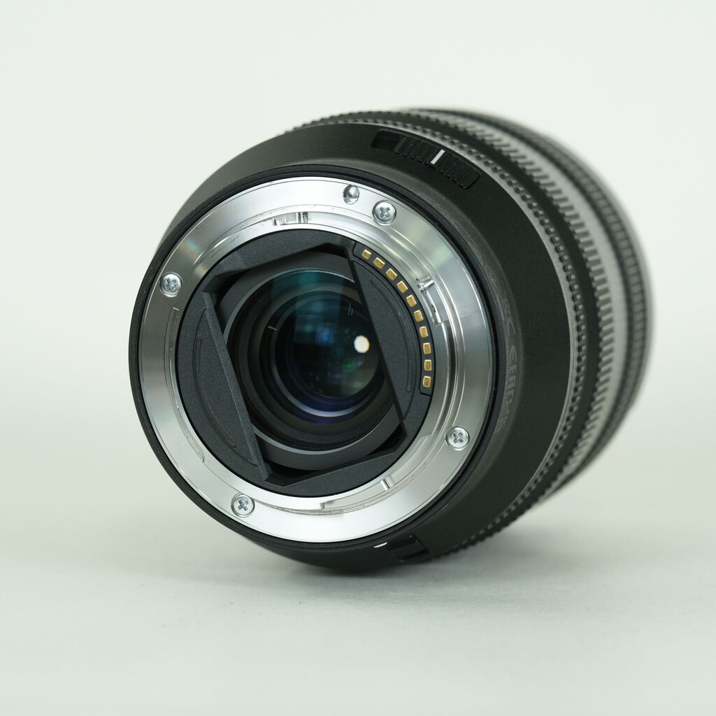 SONY FE 20-70mm F4 G SEL2070G