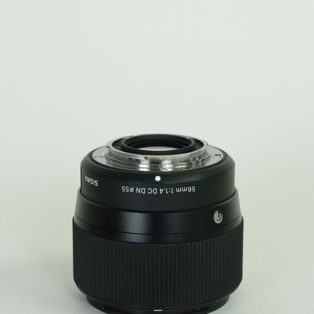 SIGMA 56mm F1.4 DC DN｜Contemporary [マイクロフォーサーズ用]