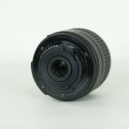 Nikon AF-S DX NIKKOR 18-55mm f3.5-5.6G VR II