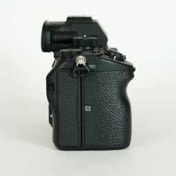 SONY α7 III（ILCE-7M3）