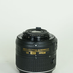 Nikon AF-S DX NIKKOR 18-55mm f3.5-5.6G VR II