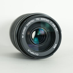 OLYMPUS M.ZUIKO DIGITAL ED 75-300mm F4.8-6.7 II