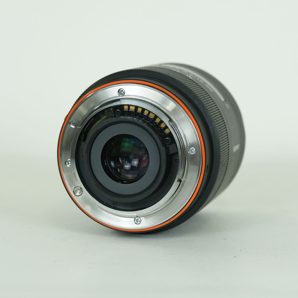 SONY Vario-Sonnar T＊ DT 16-80mm F3.5-4.5 ZA SAL1680Z
