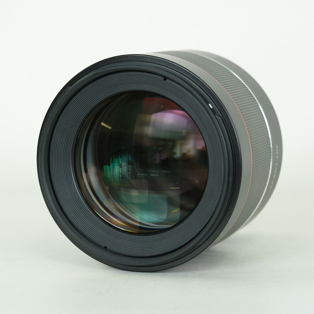 SAMYANG AF 85mm F1.4 RF （キヤノンRF用）