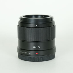 Panasonic LUMIX G 42.5mm / F1.7 ASPH. / POWER O.I.S.