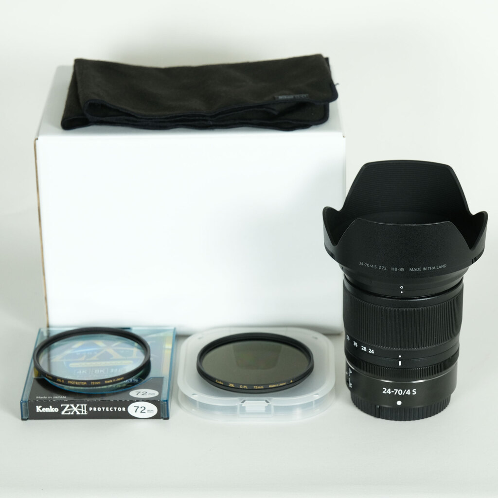 Nikon NIKKOR Z 24-70mm f/4 S Nikon NIKKOR Z 24-70mm f/4 S