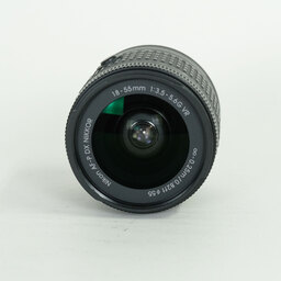 Nikon AF-P DX NIKKOR 18-55mm F3.5-5.6G VR