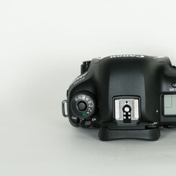 Canon EOS 5D Mark IV