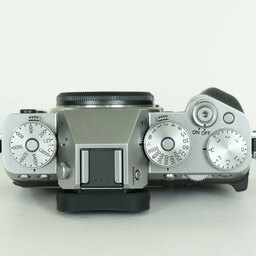 FUJIFILM X-T5