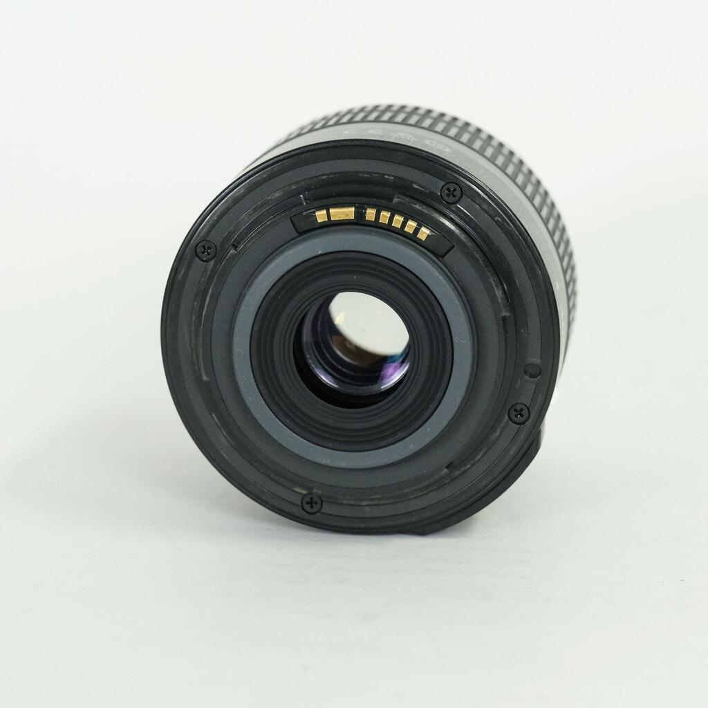 Canon EF-S18-55mm F3.5-5.6 IS