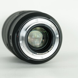 Canon RF135mm F1.8 L IS USM