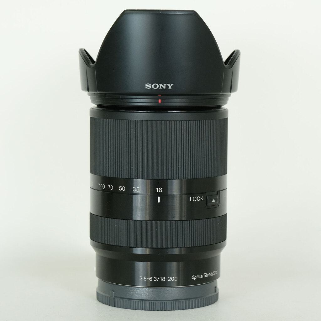 SONY E18-200mm F3.5-6.3 OSS LE SEL18200LE