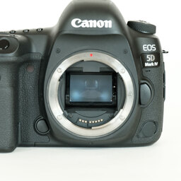 Canon EOS 5D Mark IV