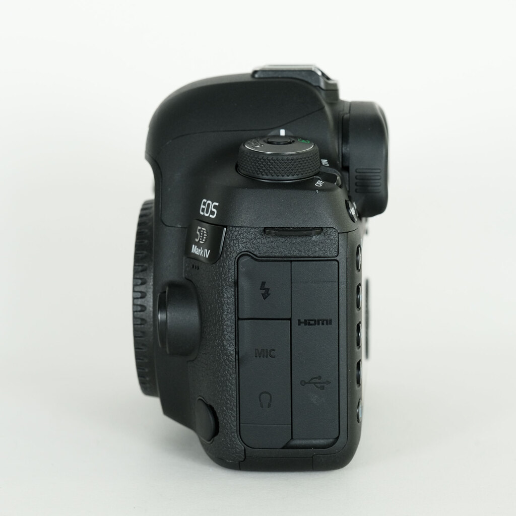 Canon EOS 5D Mark IV