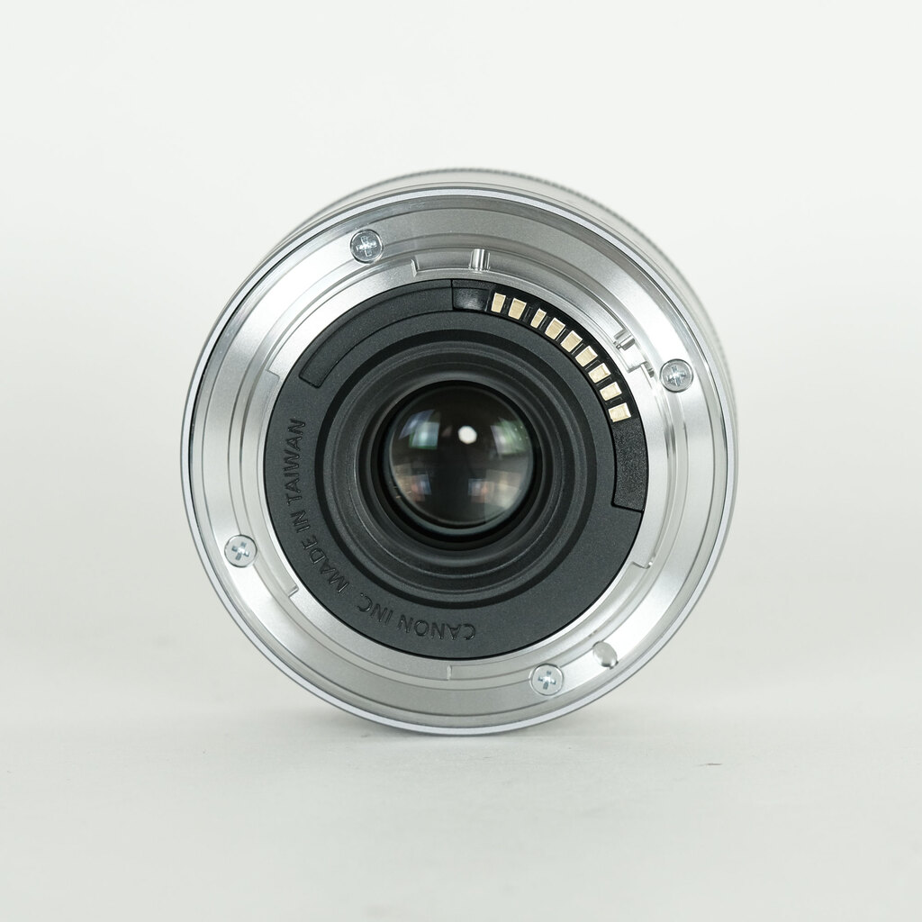 Canon EF-M22mm F2 STM
