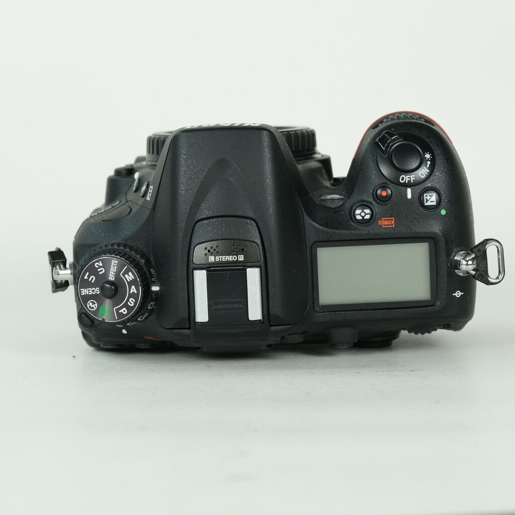 Nikon D7100