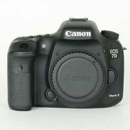 Canon EOS 7D Mark II