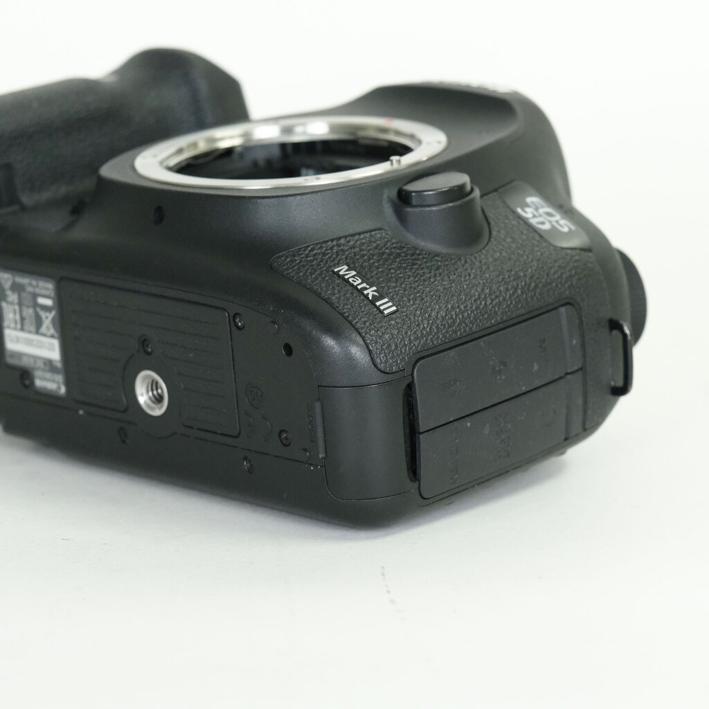 Canon EOS 5D Mark III