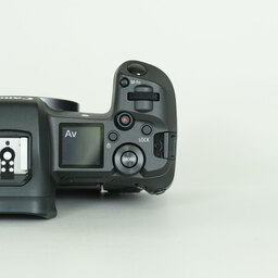 Canon EOS R