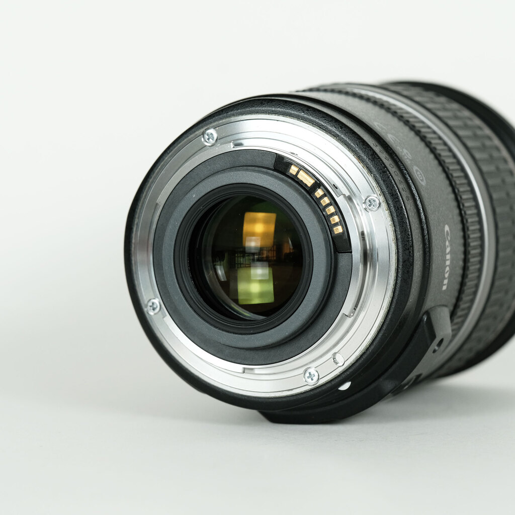 Canon EF-S17-55mm F2.8 IS USM Canon EF-S17-55mm F2.8 IS USM