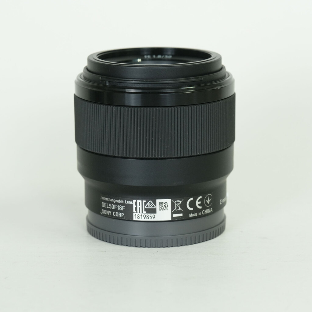 SONY FE 50mm F1.8 SEL50F18F SONY FE 50mm F1.8 SEL50F18F