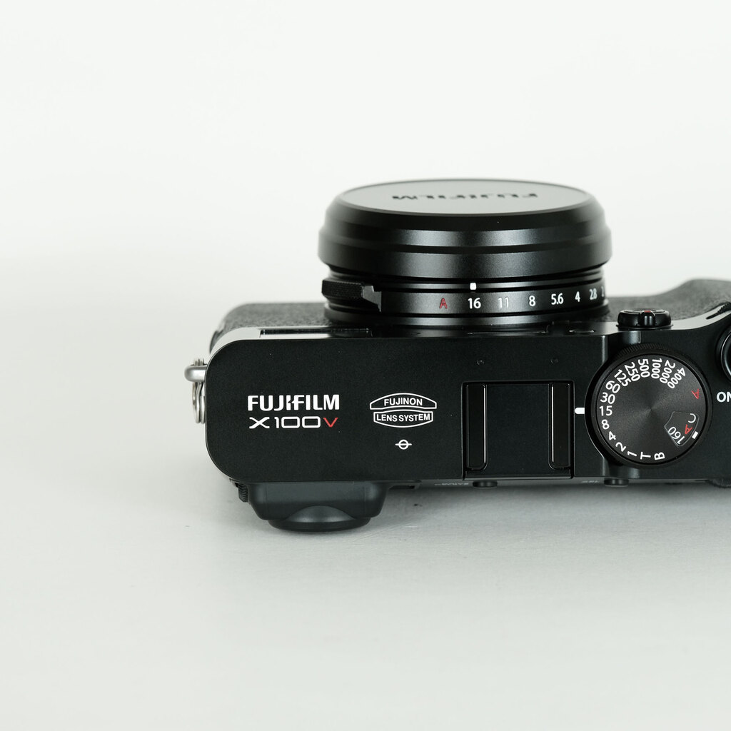 FUJIFILM X100V ブラック