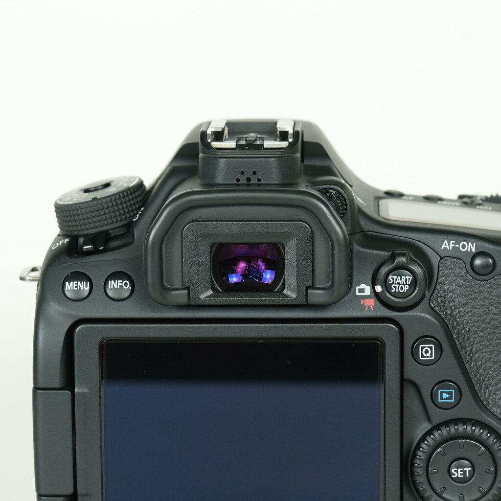 Canon EOS 80D