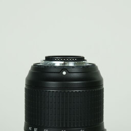 Nikon AF-S NIKKOR 24-70mm f/2.8E ED VR Nikon AF-S NIKKOR 24-70mm f/2.8E ED VR