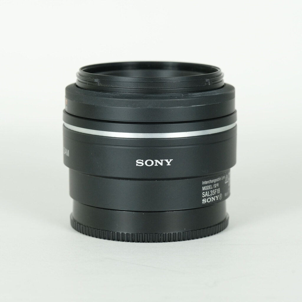 SONY DT 35mm F1.8 SAM SAL35F18