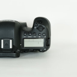 Canon EOS 6D Mark II