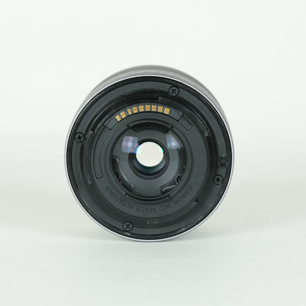 Canon EF-M15-45mm F3.5-6.3 IS STMの出品 | ONE SCENE（ワンシーン）