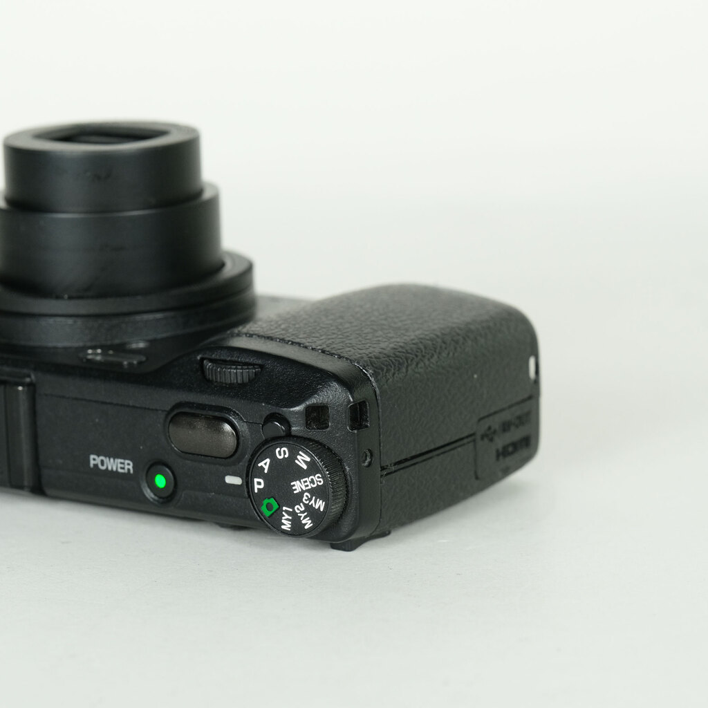 RICOH GR DIGITAL IVの出品 | ONE SCENE（ワンシーン）