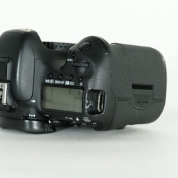 Canon EOS 7D Mark II